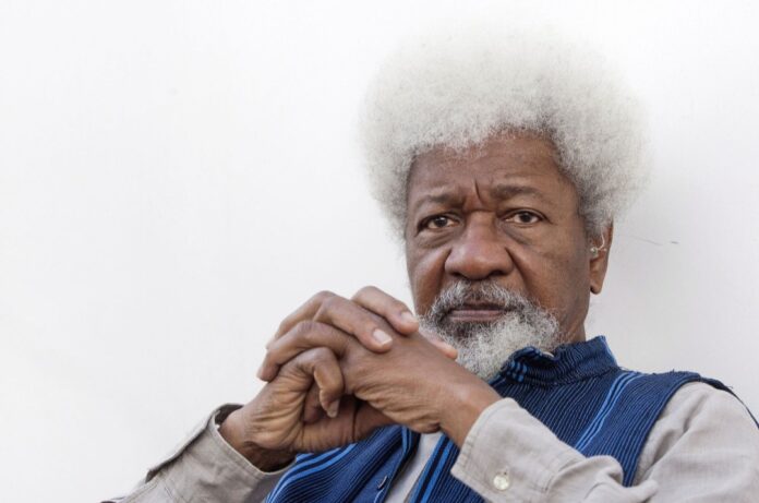 Sénégal : l'écrivain Nigérian Wole Soyinka se fâche et interpelle Macky Sall