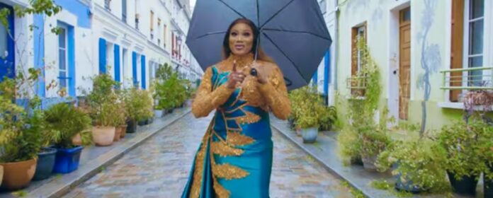 La nouvelle mariée Ibro Gnamet nous parle de « la Jalousie » dans son nouveau clip !