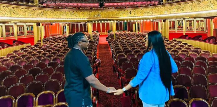 Le concert d’Azaya & Djely Kaba Bintou à Paris délocaliser dans une nouvelle salle (les détails)