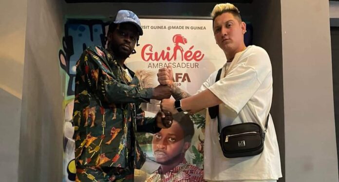 Samir & Safa allument la connexion Bogotá – Conakry dans le clip « Mando Fuego ».