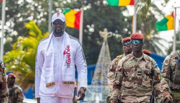 Le CNRD prêt à défier la CEDEAO pour soutenir la junte du Niger.
