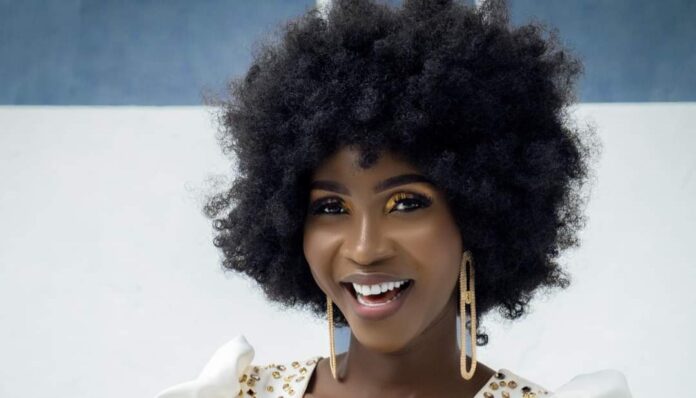 Tenin Diawara a réagi sur la censure de son clip par l’OPROGEM